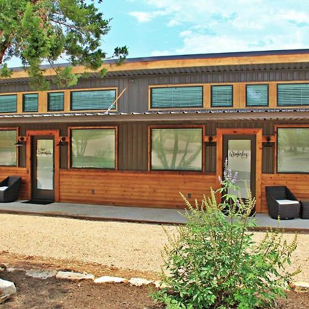 Green Acres Cottages - New Braunfels Suite Wimberley Extérieur photo